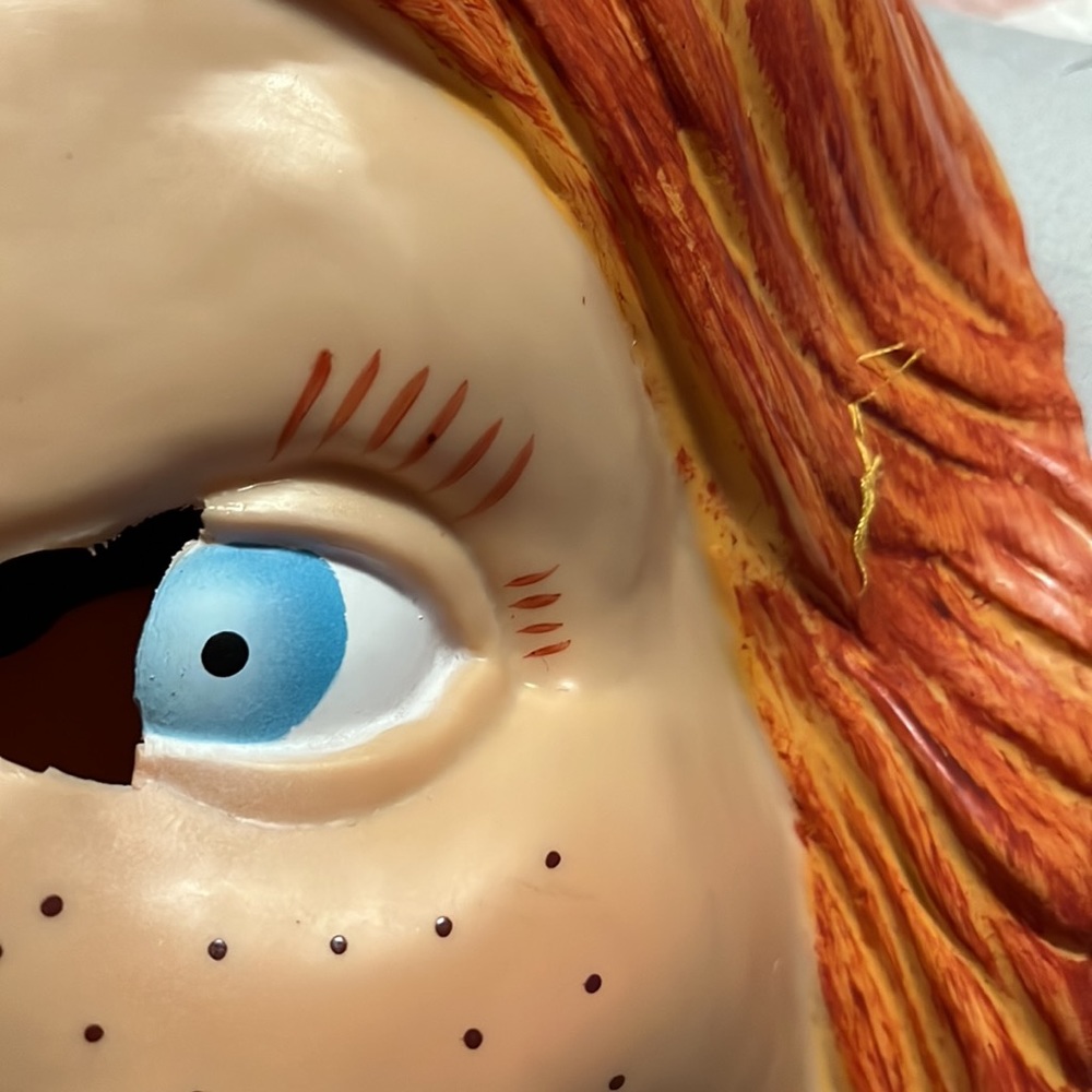 Child’s Play Chucky Mask - Picture 5 of 8